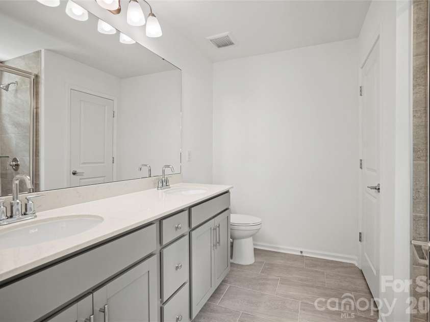 547 Cottage Garden Lane, Belmont, NC 28012.  MLS# CAR4378508, YatesRealty ID 33658. 