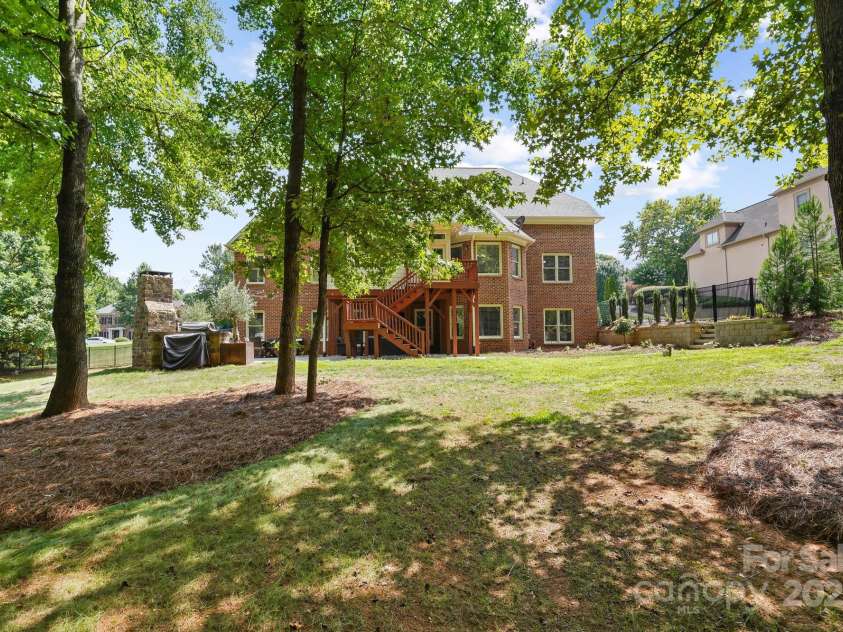 15035 Davis Trace Drive, Mint Hill, NC 28227.  MLS# CAR4282469, YatesRealty ID 33659. Fully Fenced in Backyard