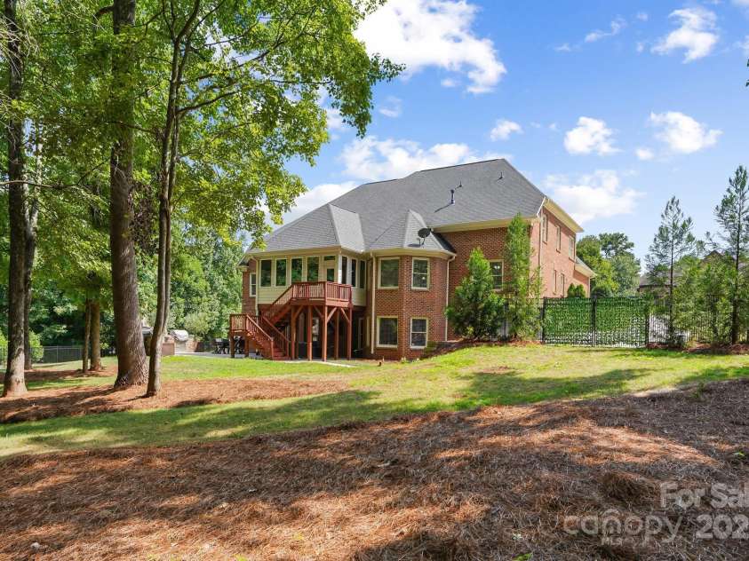 15035 Davis Trace Drive, Mint Hill, NC 28227.  MLS# CAR4282469, YatesRealty ID 33659. Fully Fenced in Backyard