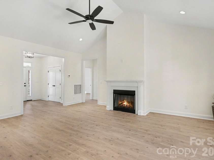 402 Dorothy Drive, China Grove, NC 28023.  MLS# CAR4393216, YatesRealty ID 33659. 