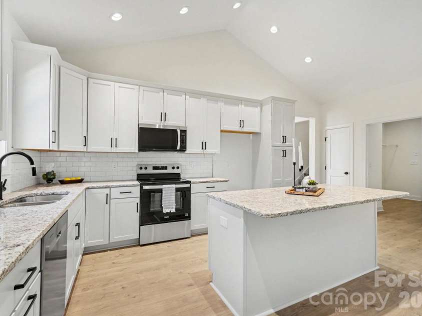 402 Dorothy Drive, China Grove, NC 28023.  MLS# CAR4393216, YatesRealty ID 33659. 