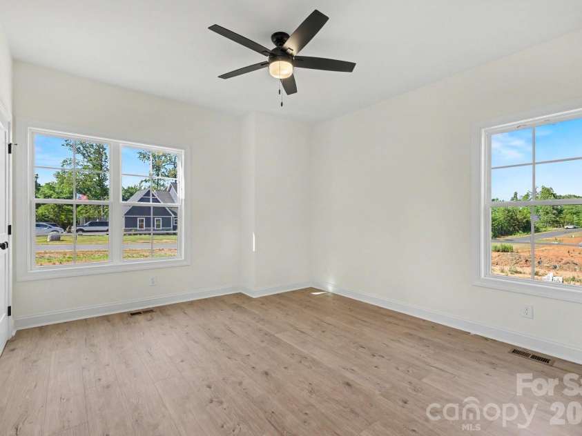 402 Dorothy Drive, China Grove, NC 28023.  MLS# CAR4393216, YatesRealty ID 33659. 