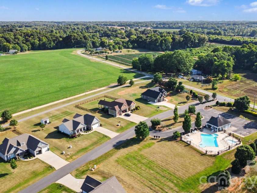 402 Dorothy Drive, China Grove, NC 28023.  MLS# CAR4393216, YatesRealty ID 33659. 