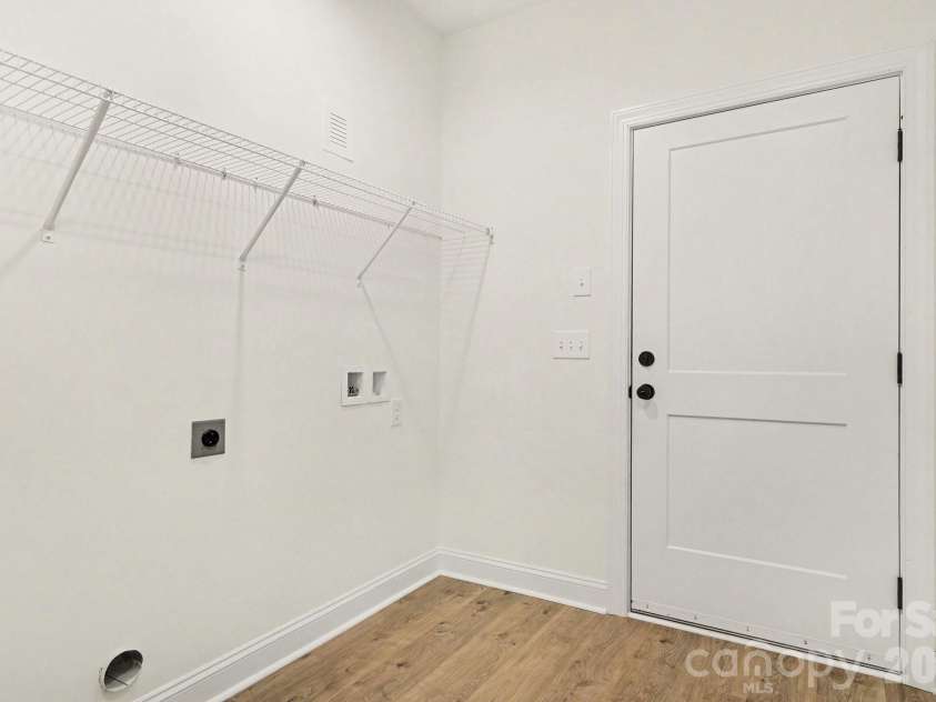 402 Dorothy Drive, China Grove, NC 28023.  MLS# CAR4393216, YatesRealty ID 33659. Laundry room