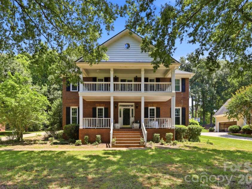 5400 Berrywood Lane, Monroe, NC 28110.  MLS# CAR4391803, YatesRealty ID 33661. 