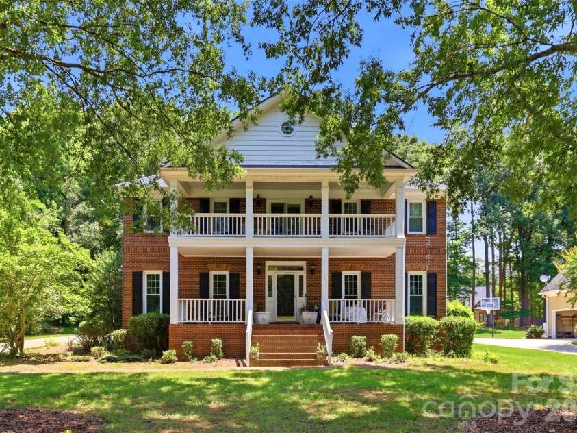 5400 Berrywood Lane, Monroe, NC 28110.  MLS# CAR4391803, YatesRealty ID 33661. 