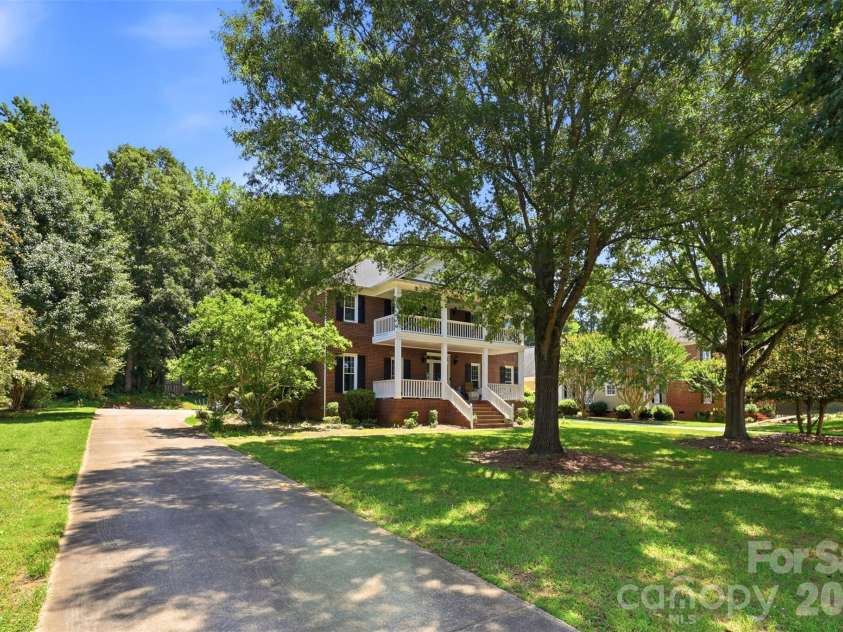 5400 Berrywood Lane, Monroe, NC 28110.  MLS# CAR4391803, YatesRealty ID 33661. 