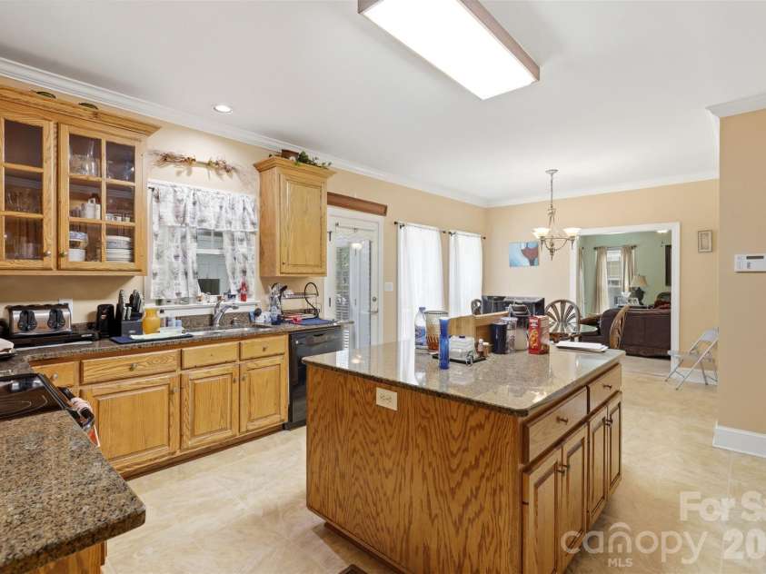 5400 Berrywood Lane, Monroe, NC 28110.  MLS# CAR4391803, YatesRealty ID 33661. 