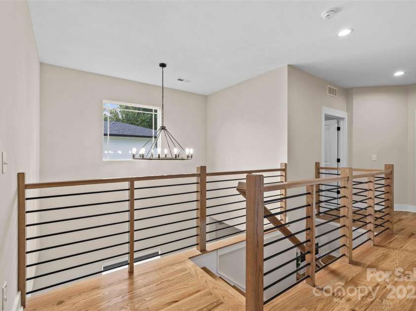 8925 Harrisburg Road, Charlotte, NC 28215.  MLS# CAR4287461, YatesRealty ID 33661. 