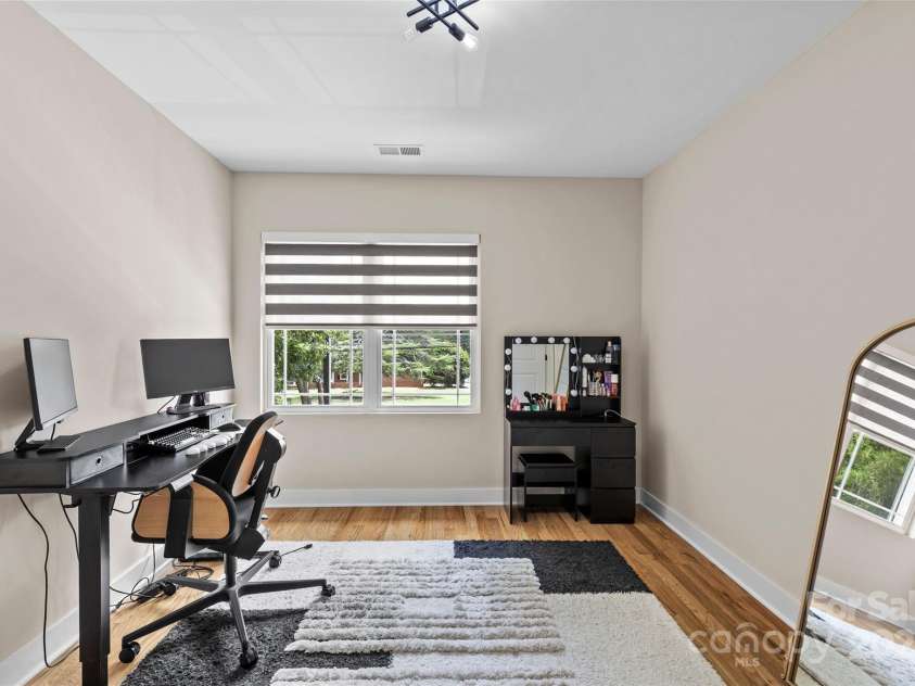 8925 Harrisburg Road, Charlotte, NC 28215.  MLS# CAR4287461, YatesRealty ID 33661. 