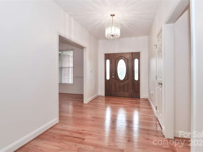 1384 Old Mountain Road, Statesville, NC 28677.  MLS# CAR4288640, YatesRealty ID 33664. 