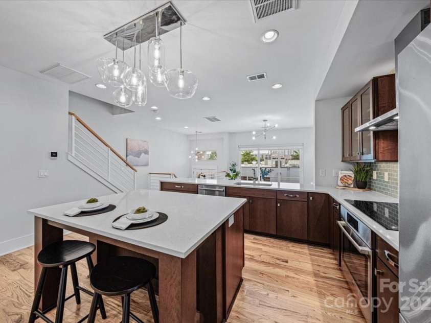 1426 Church Street, Charlotte, NC 28203.  MLS# CAR4288509, YatesRealty ID 33665. 