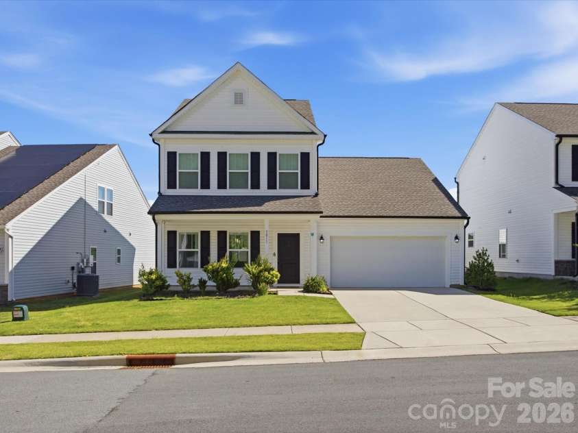 3011 Pinehills Way, Mount Holly, NC 28120.  MLS# CAR4394992, YatesRealty ID 33666. 