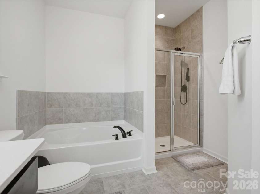 3011 Pinehills Way, Mount Holly, NC 28120.  MLS# CAR4394992, YatesRealty ID 33666. 