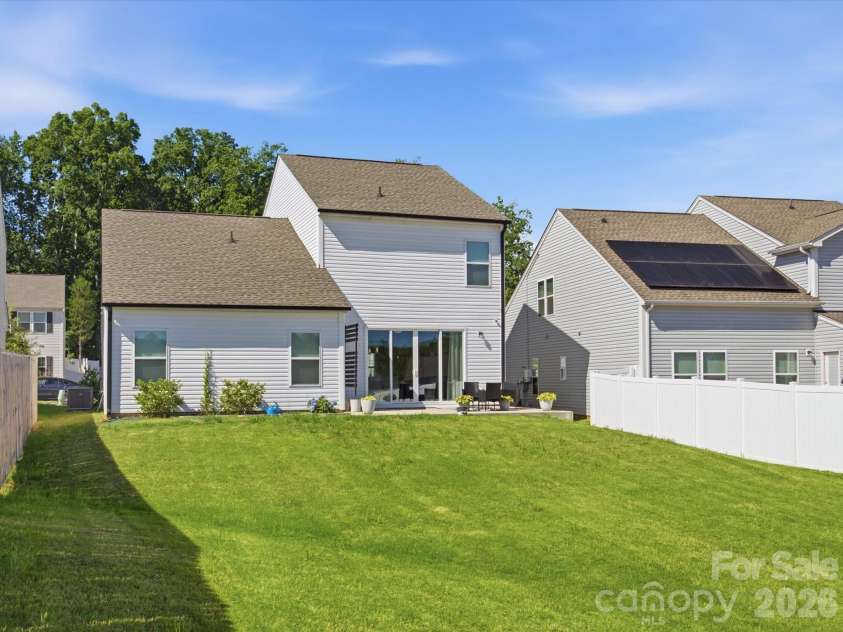 3011 Pinehills Way, Mount Holly, NC 28120.  MLS# CAR4394992, YatesRealty ID 33666. 