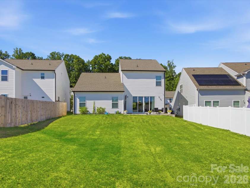 3011 Pinehills Way, Mount Holly, NC 28120.  MLS# CAR4394992, YatesRealty ID 33666. 
