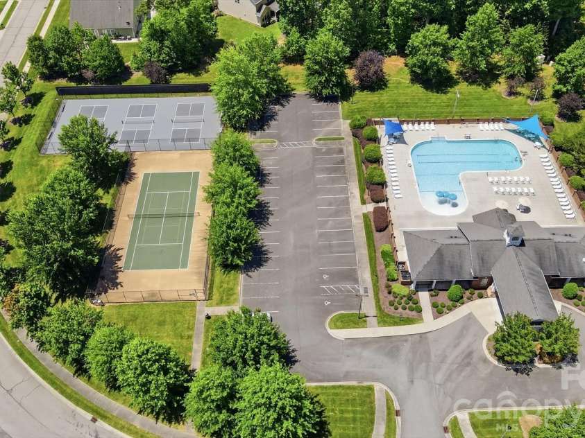 2105 Kinder Oak Drive, Indian Trail, NC 28079.  MLS# CAR4392329, YatesRealty ID 33667. 