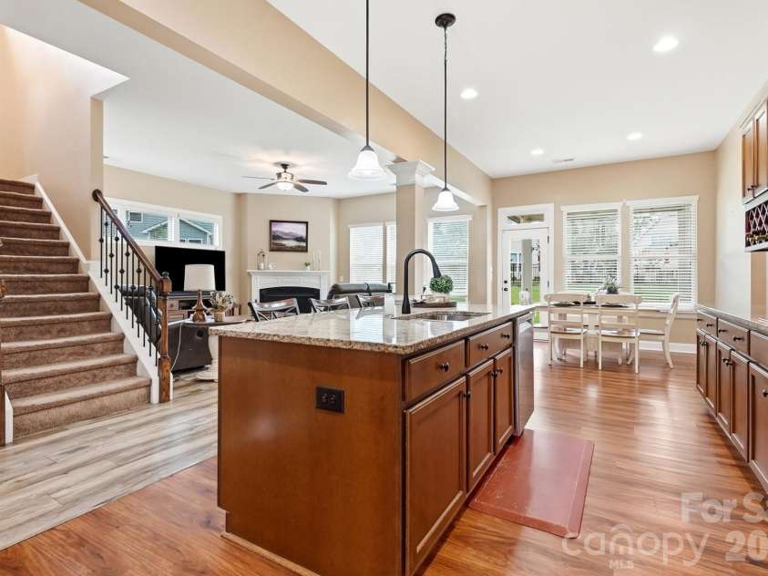 2105 Kinder Oak Drive, Indian Trail, NC 28079.  MLS# CAR4392329, YatesRealty ID 33667. 