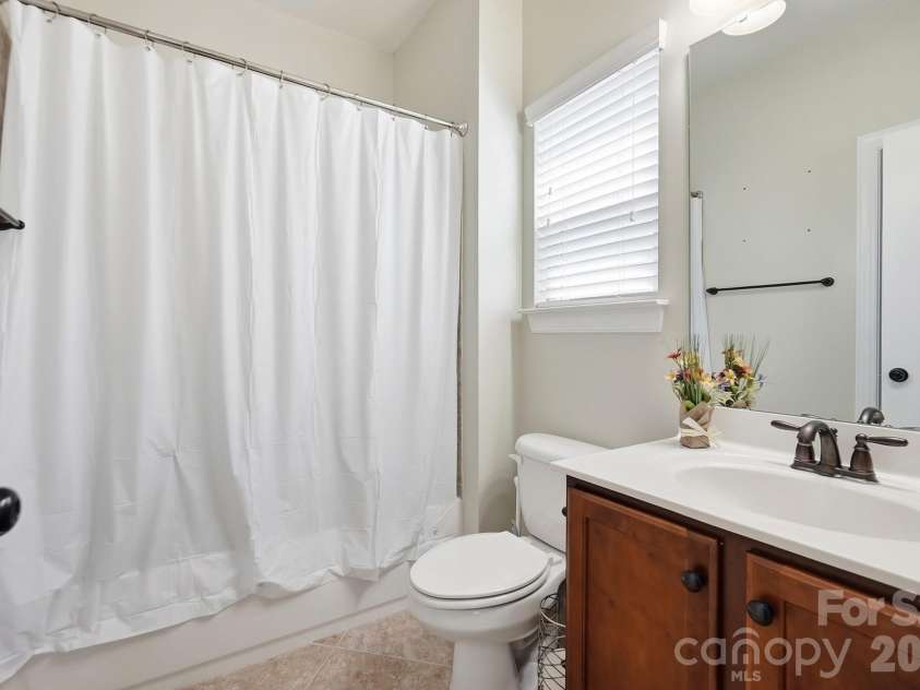 2105 Kinder Oak Drive, Indian Trail, NC 28079.  MLS# CAR4392329, YatesRealty ID 33667. 