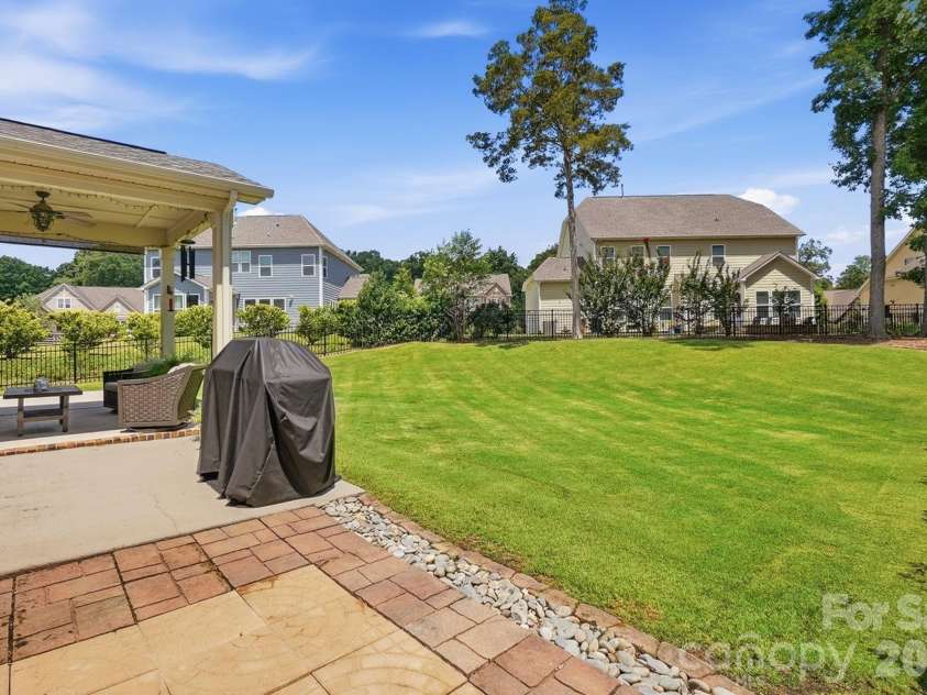 2105 Kinder Oak Drive, Indian Trail, NC 28079.  MLS# CAR4392329, YatesRealty ID 33667. 