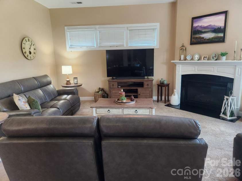 2105 Kinder Oak Drive, Indian Trail, NC 28079.  MLS# CAR4392329, YatesRealty ID 33667. 