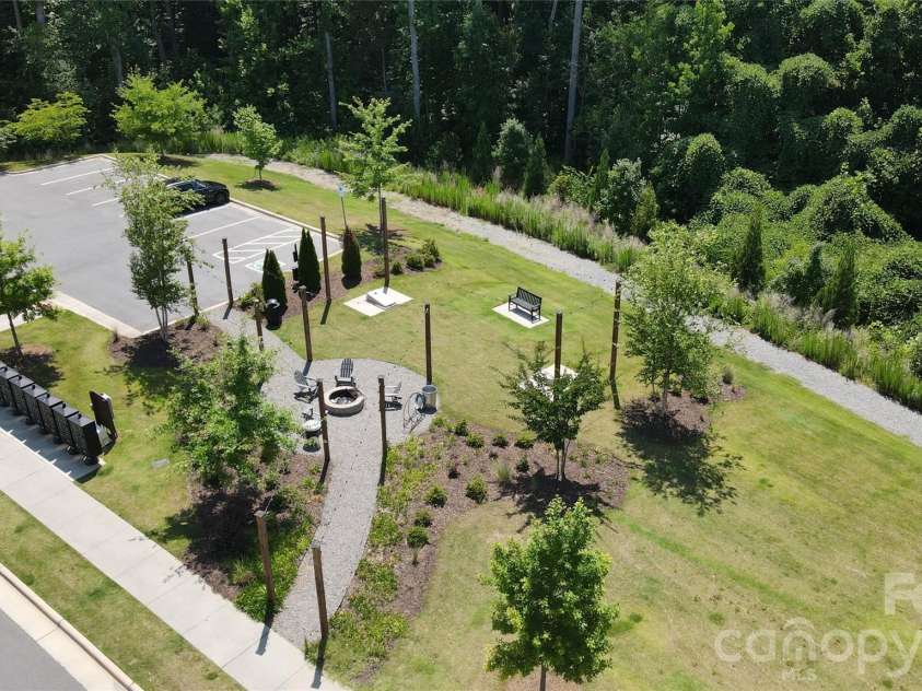 115 Forest Lake Boulevard, Mooresville, NC 28117.  MLS# CAR4396738, YatesRealty ID 33668. 
