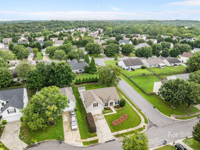 7224 Trifecta Court, Harrisburg, NC 28075.  MLS# CAR4286933, YatesRealty ID 33668. 