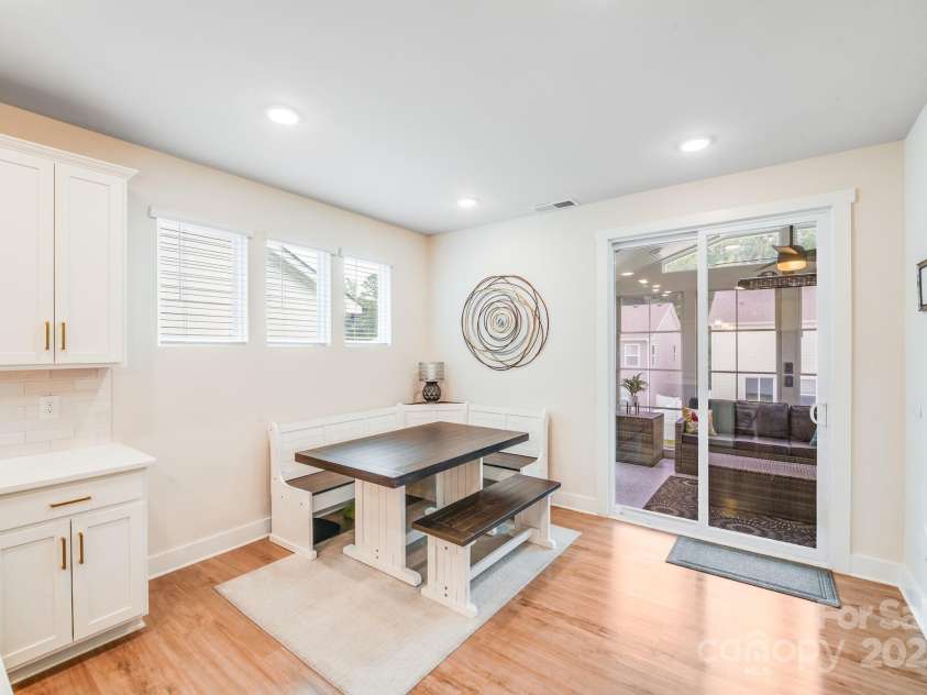 2013 White Cypress Court, Charlotte, NC 28216.  MLS# CAR4292394, YatesRealty ID 33669. 