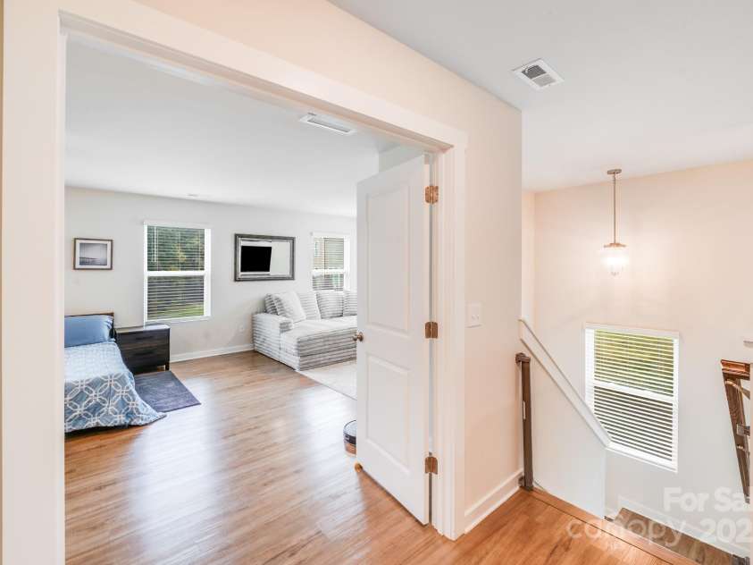 2013 White Cypress Court, Charlotte, NC 28216.  MLS# CAR4292394, YatesRealty ID 33669. 