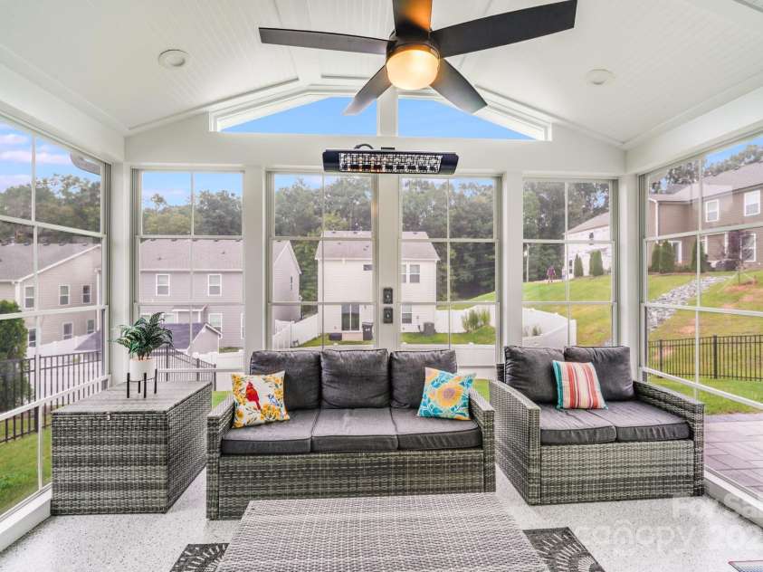 2013 White Cypress Court, Charlotte, NC 28216.  MLS# CAR4292394, YatesRealty ID 33669. 