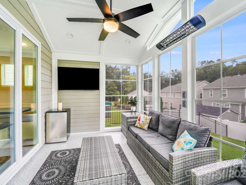 2013 White Cypress Court, Charlotte, NC 28216.  MLS# CAR4292394, YatesRealty ID 33669. 