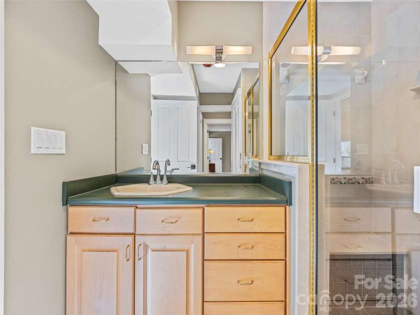339 Beaverdam Road, Asheville, NC 28804.  MLS# CAR4321982, YatesRealty ID 3367. 
