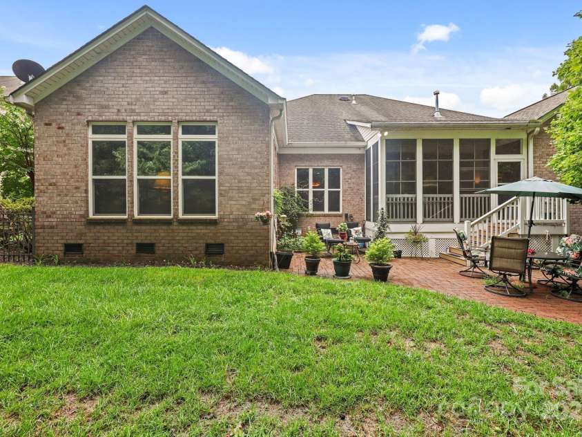 664 Summerford Court, Concord, NC 28027.  MLS# CAR4291360, YatesRealty ID 33670. 