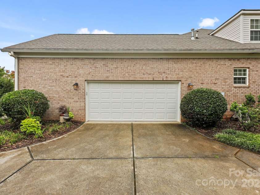 664 Summerford Court, Concord, NC 28027.  MLS# CAR4291360, YatesRealty ID 33670. 