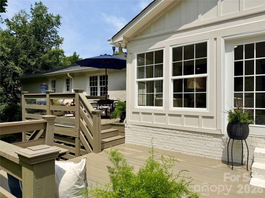 1301 Barden Road, Charlotte, NC 28226.  MLS# CAR4397756, YatesRealty ID 33671. 