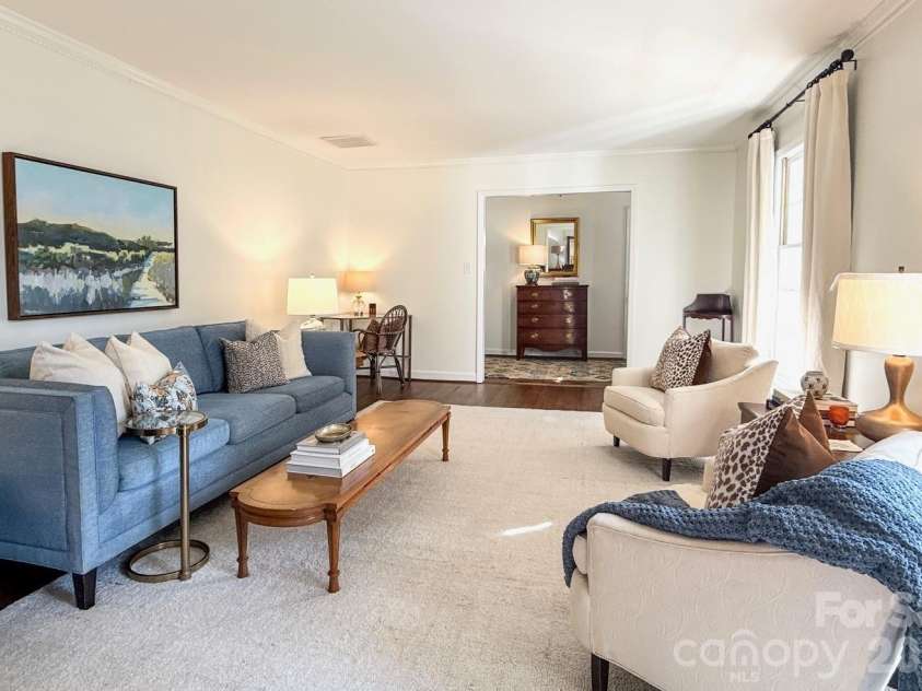 1301 Barden Road, Charlotte, NC 28226.  MLS# CAR4397756, YatesRealty ID 33671. 