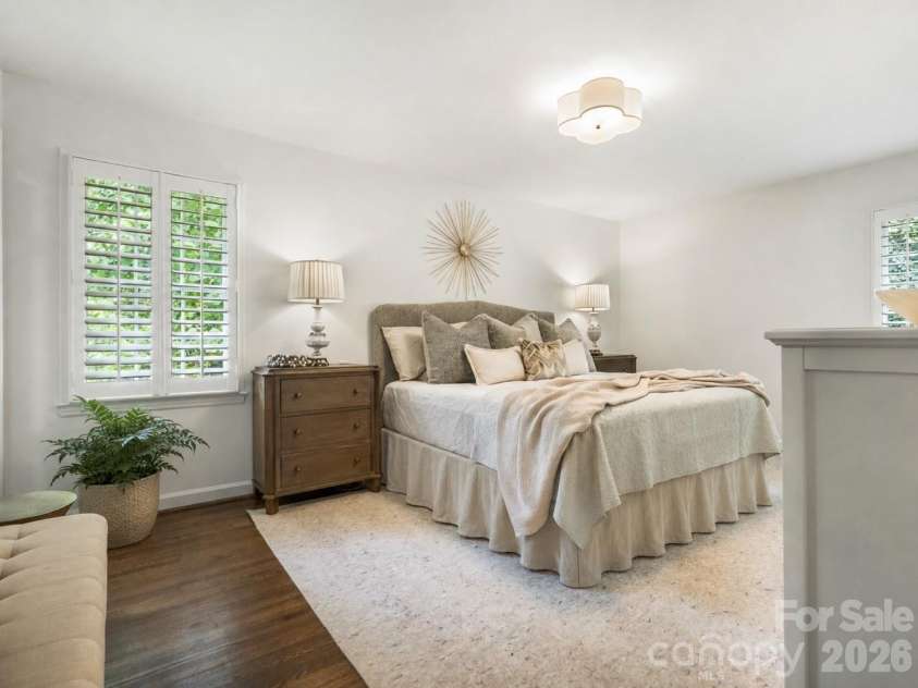 1301 Barden Road, Charlotte, NC 28226.  MLS# CAR4397756, YatesRealty ID 33671. 