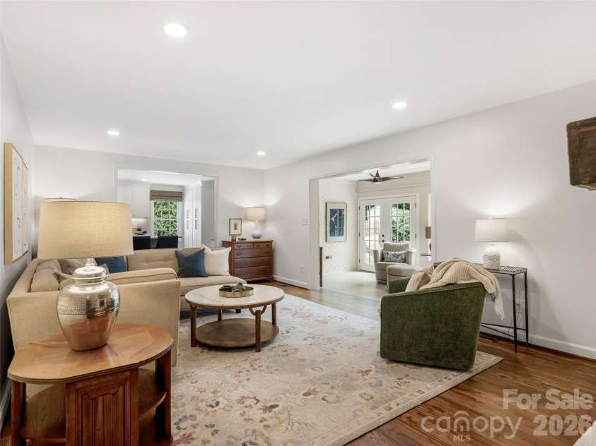 1301 Barden Road, Charlotte, NC 28226.  MLS# CAR4397756, YatesRealty ID 33671. Den