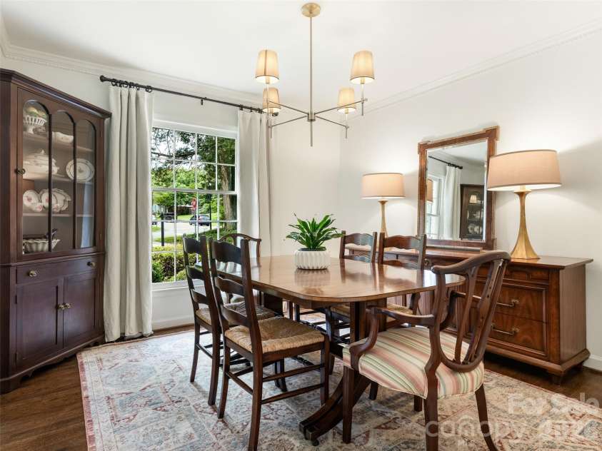 1301 Barden Road, Charlotte, NC 28226.  MLS# CAR4397756, YatesRealty ID 33671. Dining Room