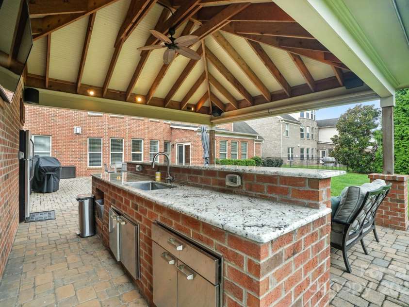 9927 Woodland Watch Court, Charlotte, NC 28277.  MLS# CAR4292983, YatesRealty ID 33671. 