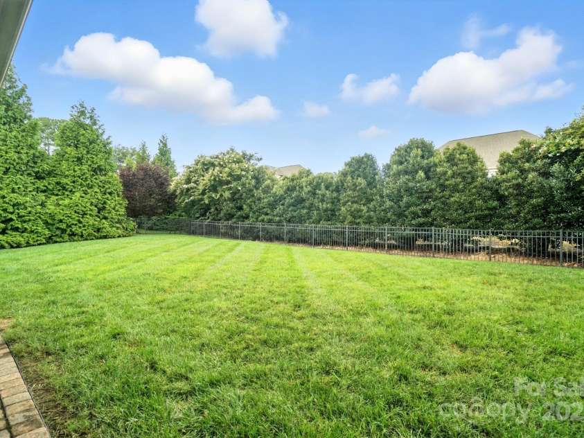 9927 Woodland Watch Court, Charlotte, NC 28277.  MLS# CAR4292983, YatesRealty ID 33671. 