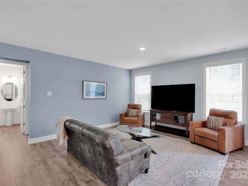 8095 Woodline Lane, Denver, NC 28037.  MLS# CAR4293110, YatesRealty ID 33672. 