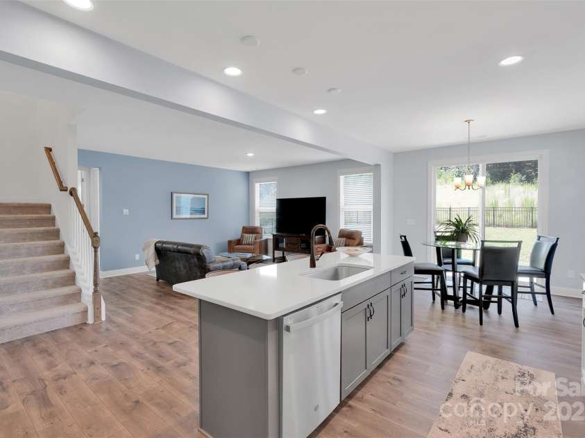 8095 Woodline Lane, Denver, NC 28037.  MLS# CAR4293110, YatesRealty ID 33672. 