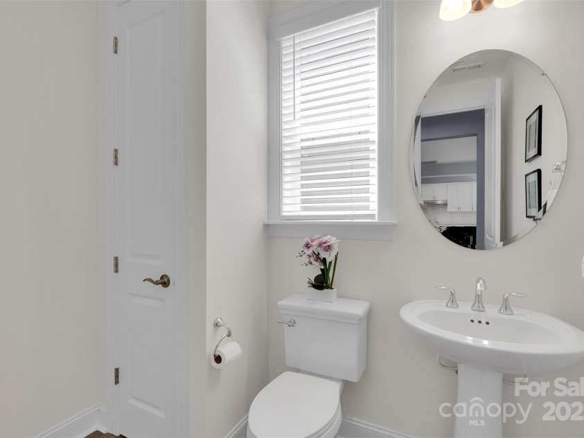 8095 Woodline Lane, Denver, NC 28037.  MLS# CAR4293110, YatesRealty ID 33672. 