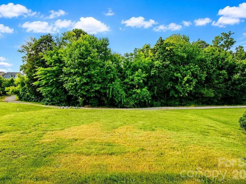 181 Sutters Mill Drive, Troutman, NC 28166.  MLS# CAR4397175, YatesRealty ID 33673. 