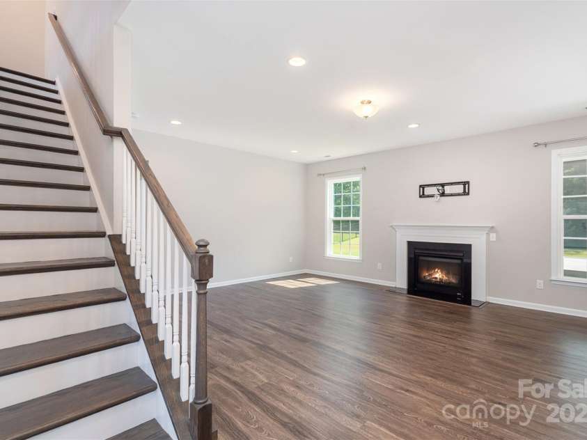 12140 Mcdowell Crossing, Huntersville, NC 28078.  MLS# CAR4293133, YatesRealty ID 33674. 