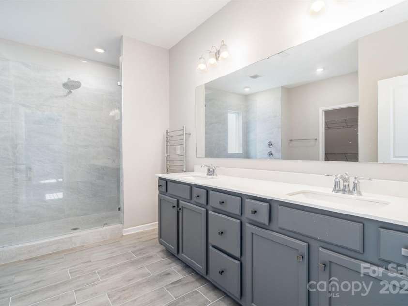 12140 Mcdowell Crossing, Huntersville, NC 28078.  MLS# CAR4293133, YatesRealty ID 33674. 