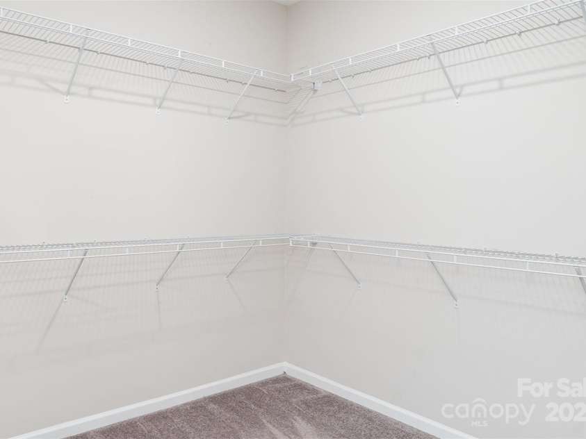 12140 Mcdowell Crossing, Huntersville, NC 28078.  MLS# CAR4293133, YatesRealty ID 33674. 