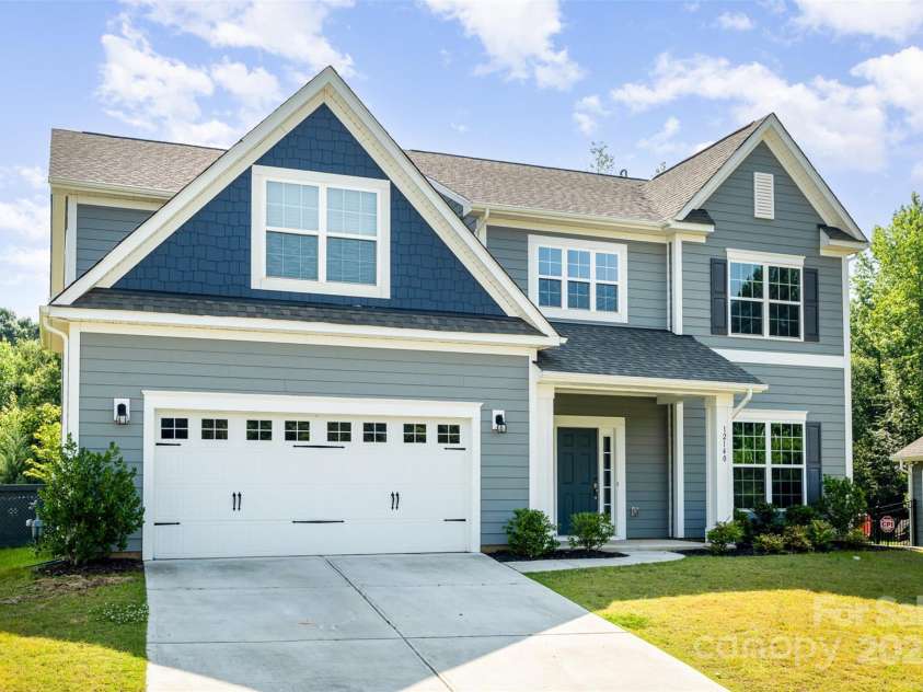 12140 Mcdowell Crossing, Huntersville, NC 28078.  MLS# CAR4293133, YatesRealty ID 33674. 