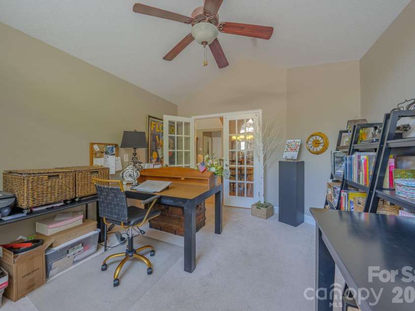 52 Mountain Meadow Circle, Weaverville, NC 28787.  MLS# CAR4394036, YatesRealty ID 33674. DEN